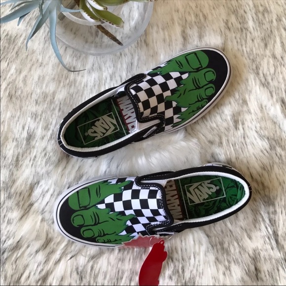 ‼️sold‼️Vans Hulk Avengers Checkered Shoes 5Y - Picture 2 of 8
